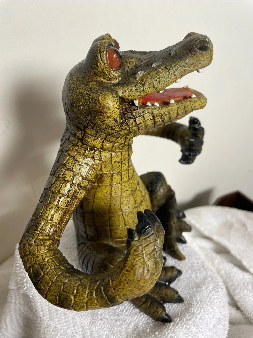 Vintage Cast Resin Alligator Crocodile Figurine Whimsical Reptile Decor 6.5